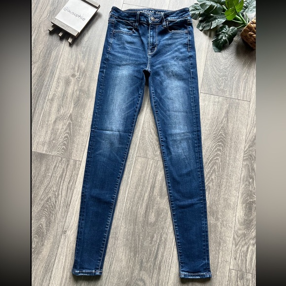 American eagle otfitters super stretch medium wash whiskered skinny jeans 4 Long - Picture 3 of 11